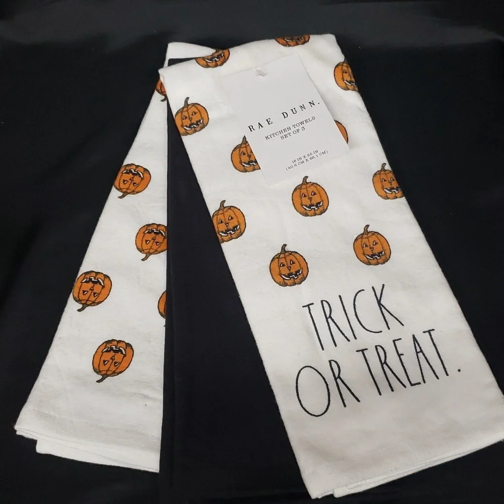 Rae Dunn NWT Set of 3 Halloween Kitchen Towels